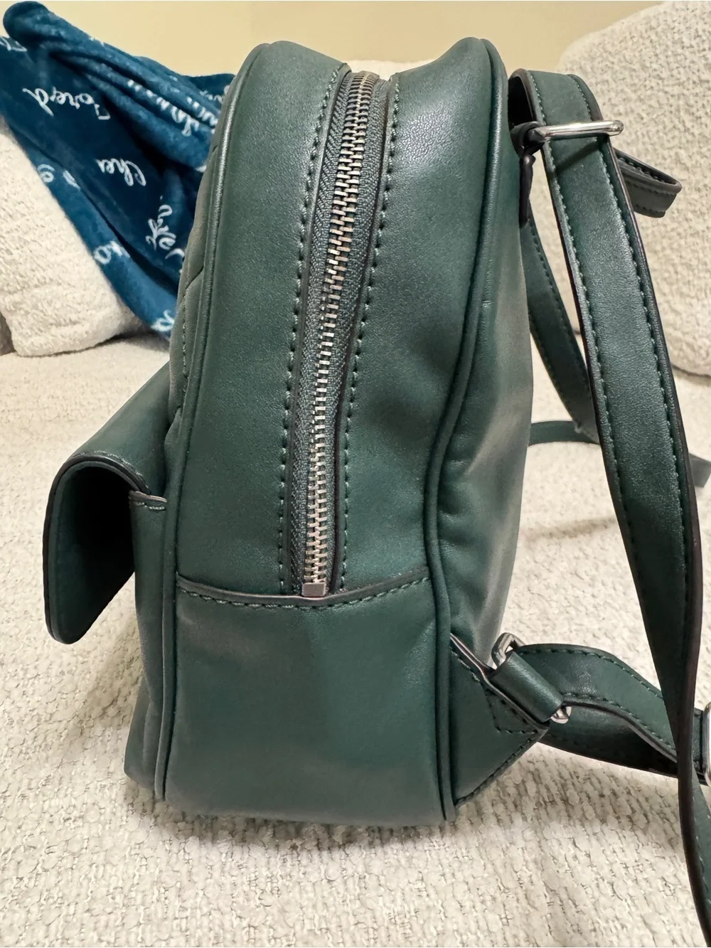 Guess forest emerald